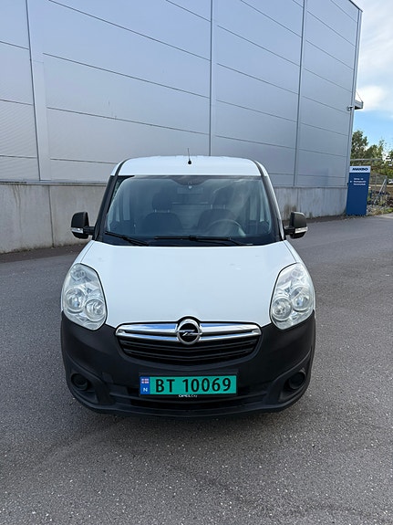 Opel Combo 2 of 15