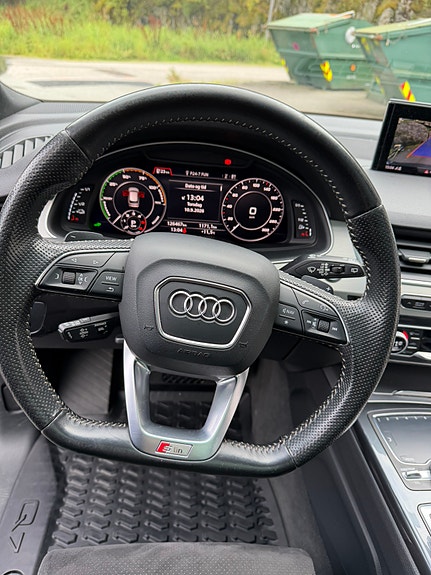 Audi Q7 22 of 30