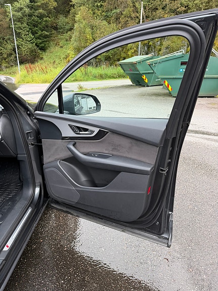 Audi Q7 19 of 30