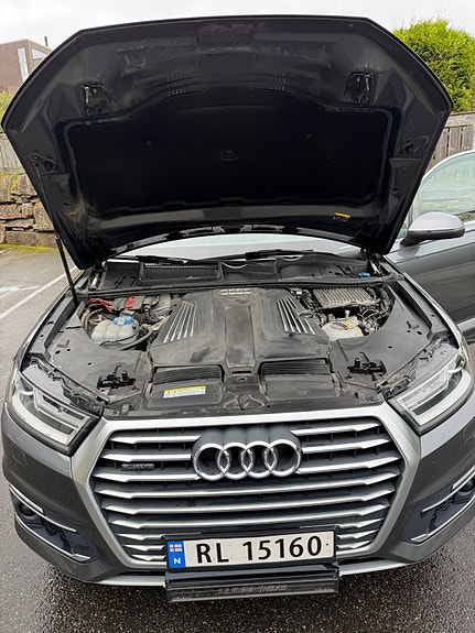 Audi Q7 6 of 30