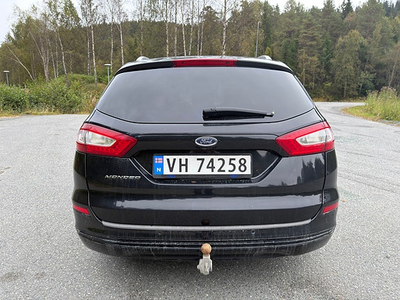 Ford Mondeo 10 of 21