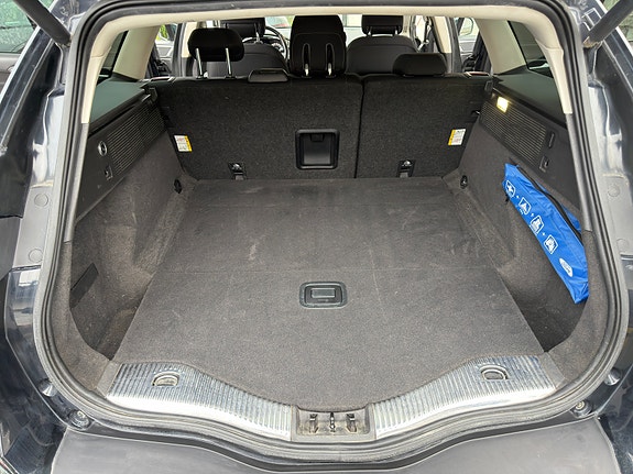 Ford Mondeo 12 of 21