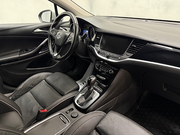 Opel Astra 26 of 30