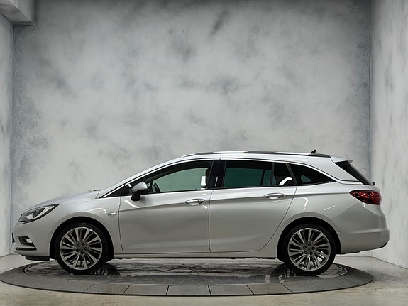 Opel Astra 12 of 30