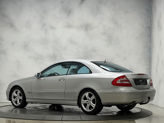 Mercedes-Benz CLK200 11 of 25