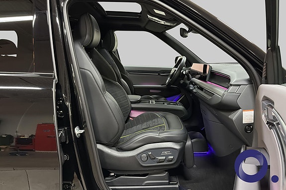 Kia EV9 18 of 30