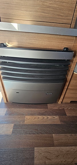 Weinsberg Caraone 390 PHU 9 of 18