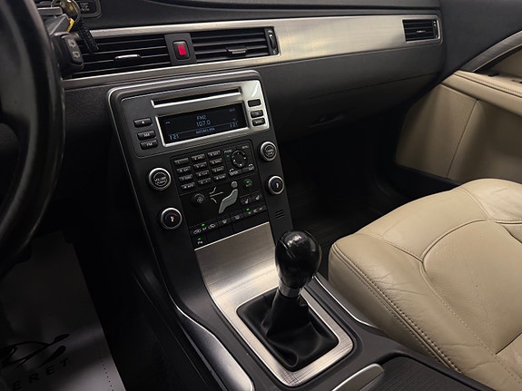 Volvo V70 28 of 30