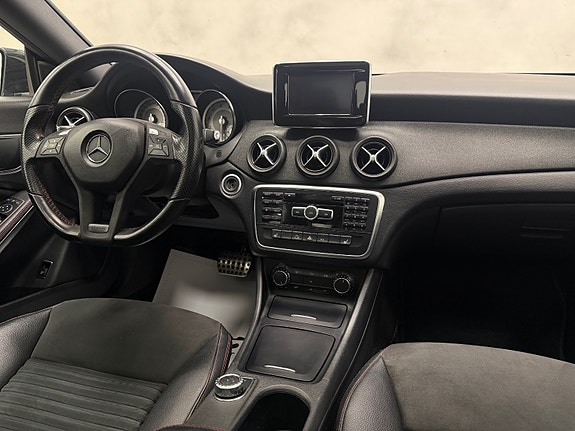 Mercedes-Benz CLA200 18 of 30