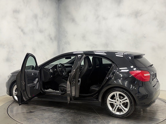 Mercedes-Benz A180 14 of 30