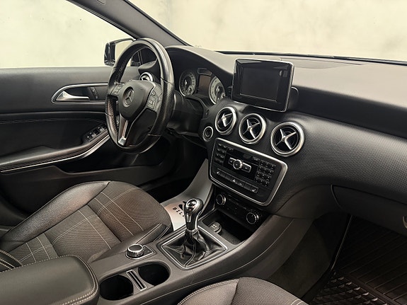Mercedes-Benz A180 26 of 30