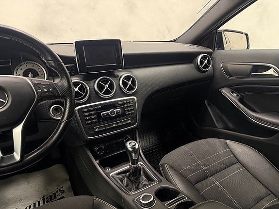 Mercedes-Benz A180 17 of 30