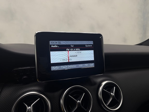Mercedes-Benz A180 29 of 30