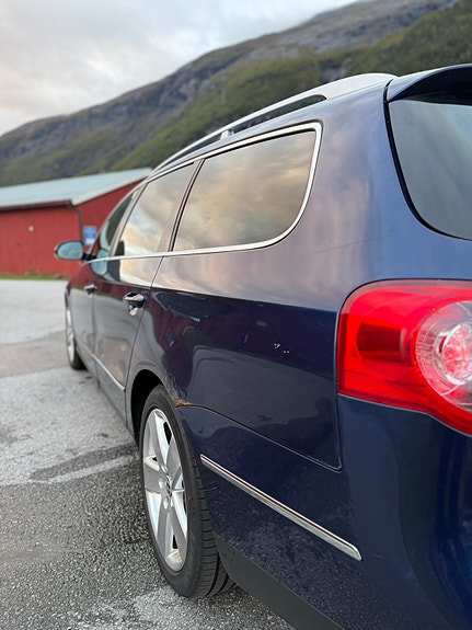 Volkswagen Passat 9 of 23