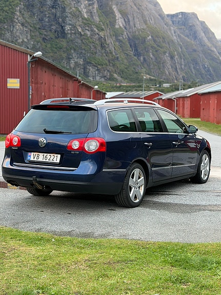 Volkswagen Passat 6 of 23