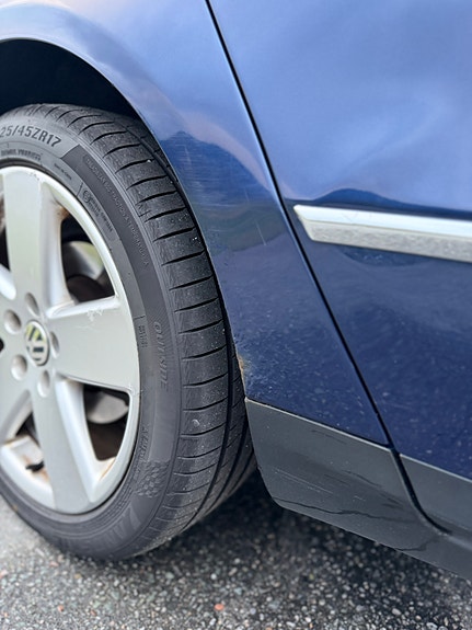 Volkswagen Passat 12 of 23