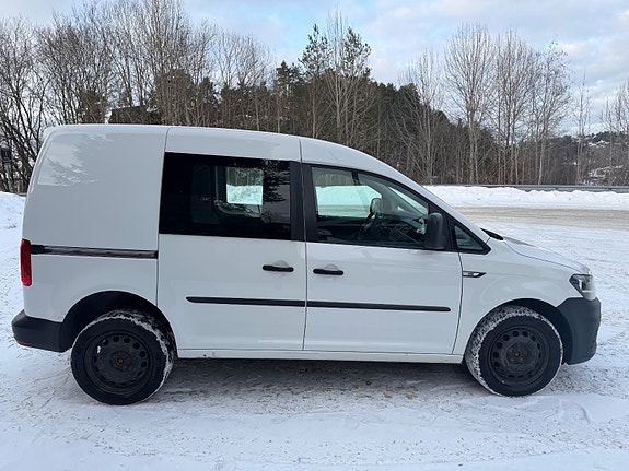 Volkswagen Caddy 6 of 30