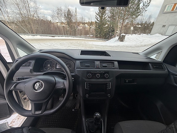 Volkswagen Caddy 13 of 30
