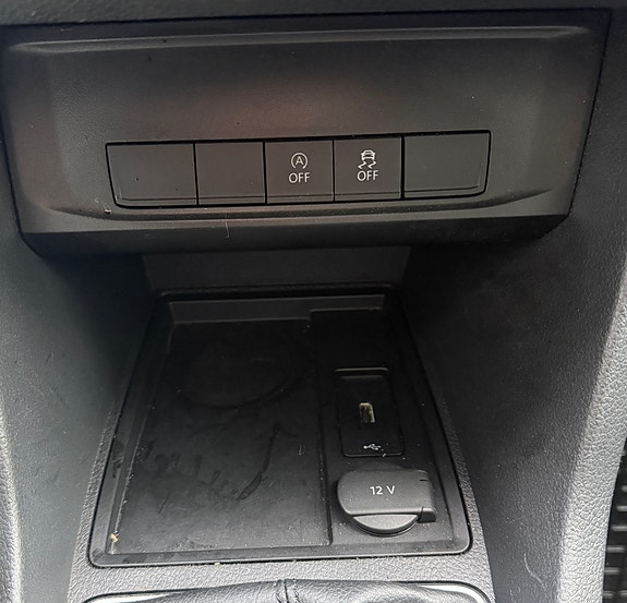 Volkswagen Caddy 21 of 30