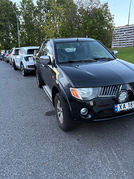 Mitsubishi L200 5 of 11