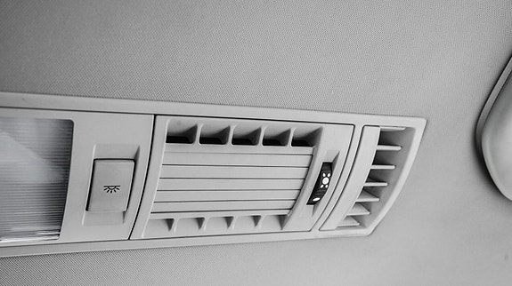 Volkswagen Caravelle 15 of 30