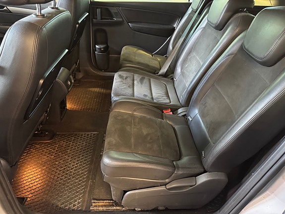 Volkswagen Sharan 9 of 13