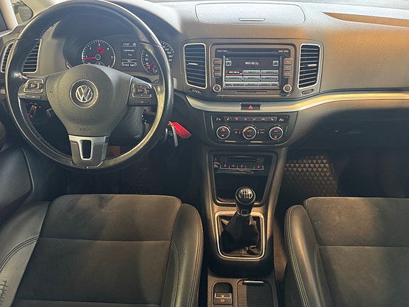 Volkswagen Sharan 7 of 13