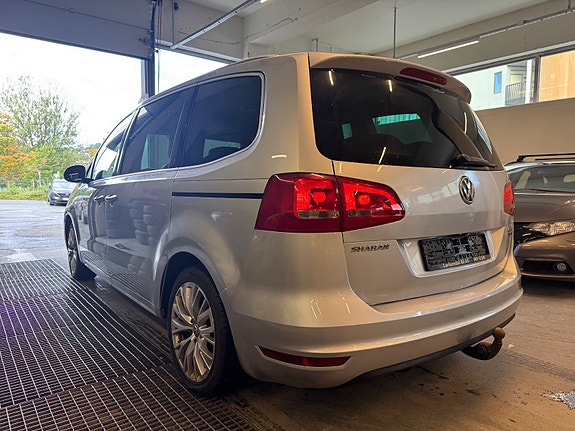 Volkswagen Sharan 3 of 13