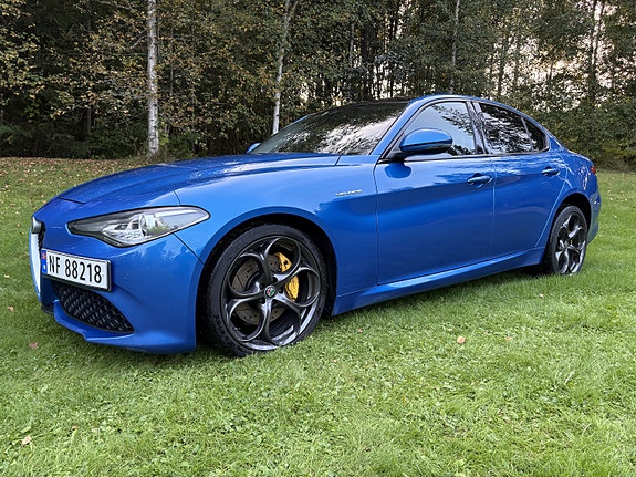 Alfa Romeo Giulia 8 of 30