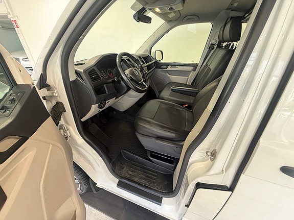 Volkswagen Transporter 16 of 26