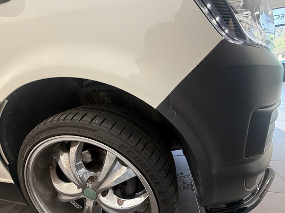 Volkswagen Transporter 26 of 26