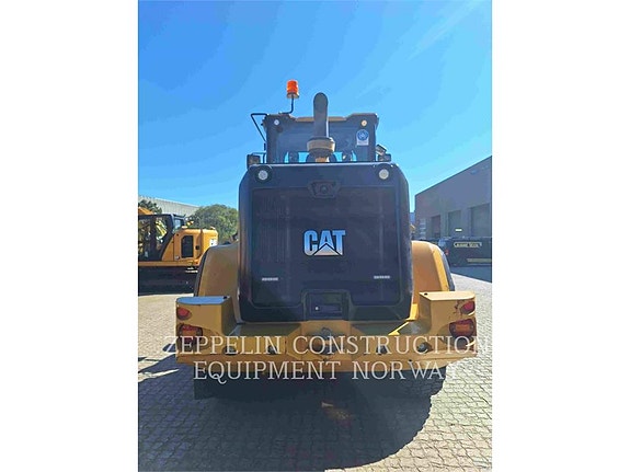 Cat 930M 14 of 30