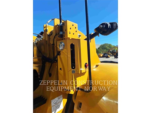 Cat 930M 20 of 30