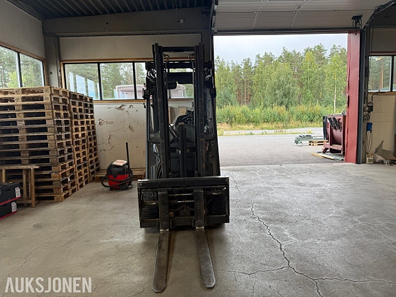 Linde E30 elektrisk m/Ladestasjon 2 of 19