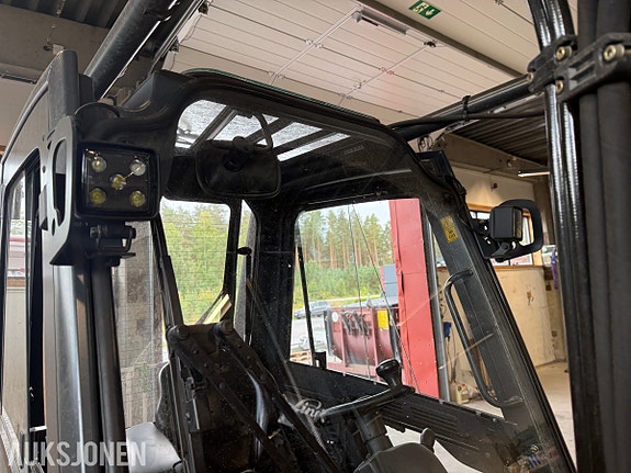 Linde E30 elektrisk m/Ladestasjon 9 of 19
