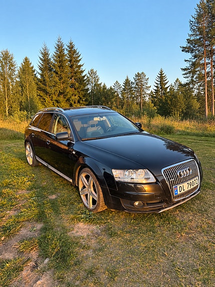 Audi A6 allroad 2 of 16