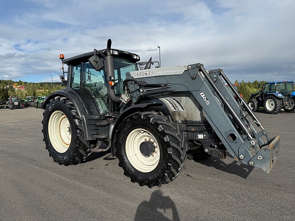 Valtra T 182 21 of 30