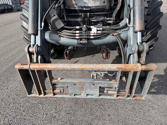Valtra T 182 26 of 30