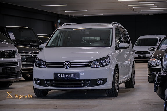Volkswagen Touran 4 of 30