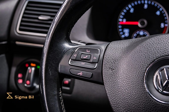 Volkswagen Touran 23 of 30
