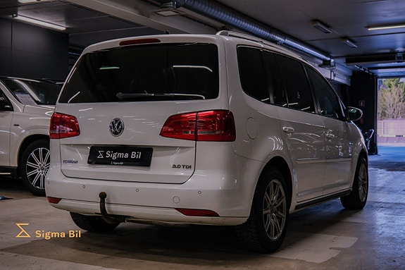 Volkswagen Touran 11 of 30
