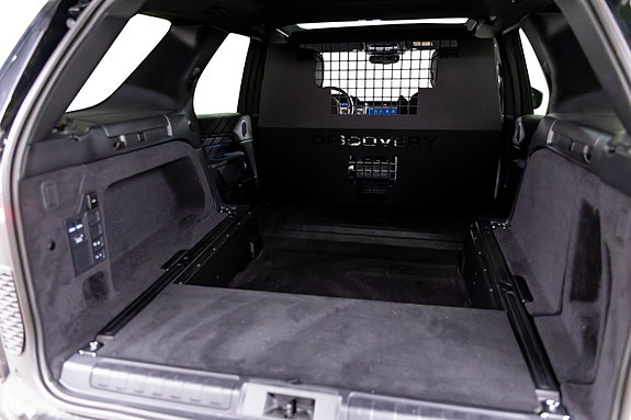 Land Rover Discovery 13 of 30