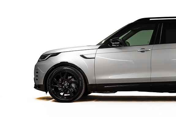 Land Rover Discovery 11 of 30