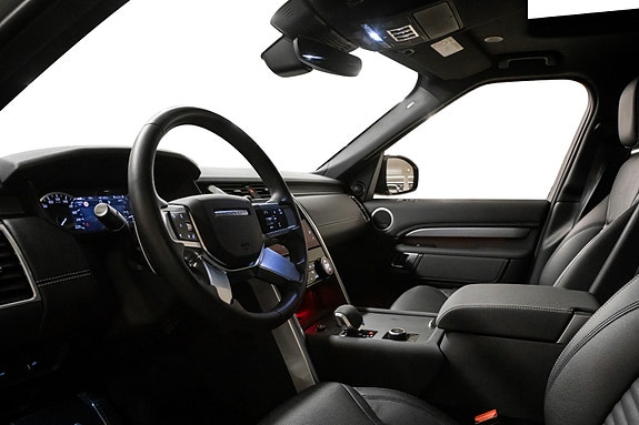 Land Rover Discovery 17 of 30