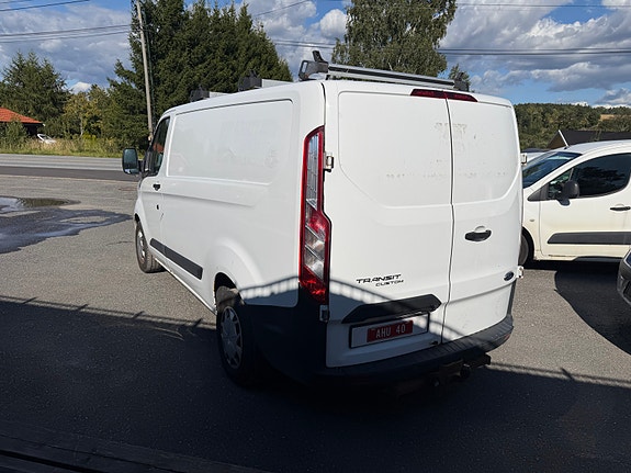 Ford Transit 7 of 10