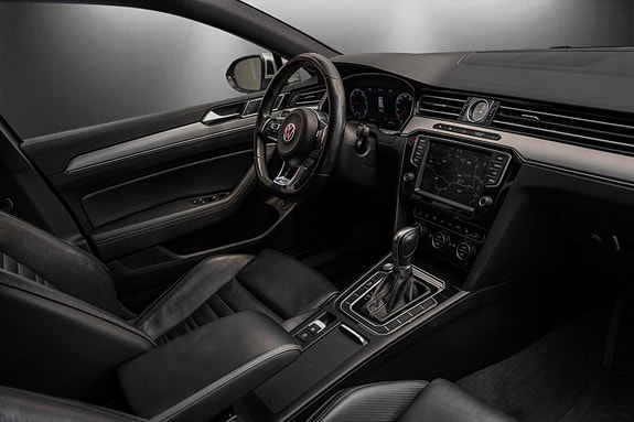 Volkswagen Passat 21 of 28