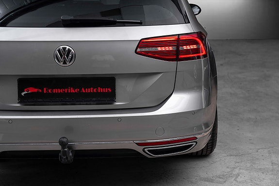 Volkswagen Passat 10 of 28