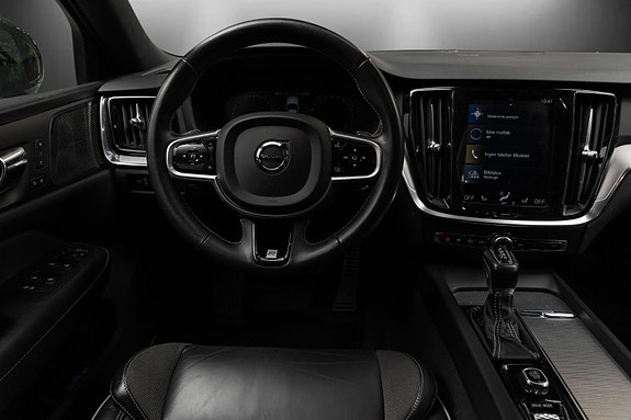 Volvo S60 24 of 30