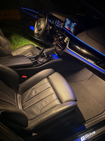 BMW 530e 5 of 14