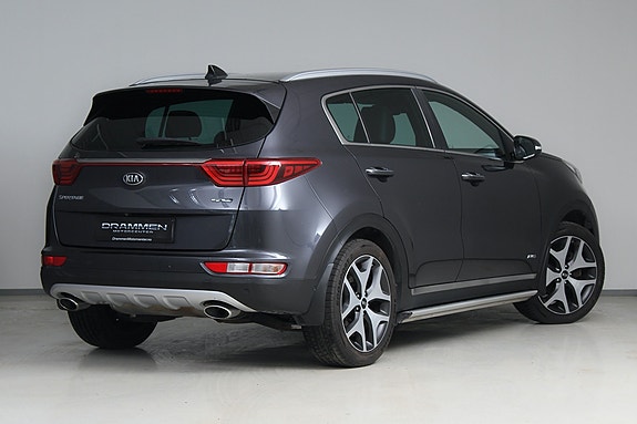 Kia Sportage 2 of 30